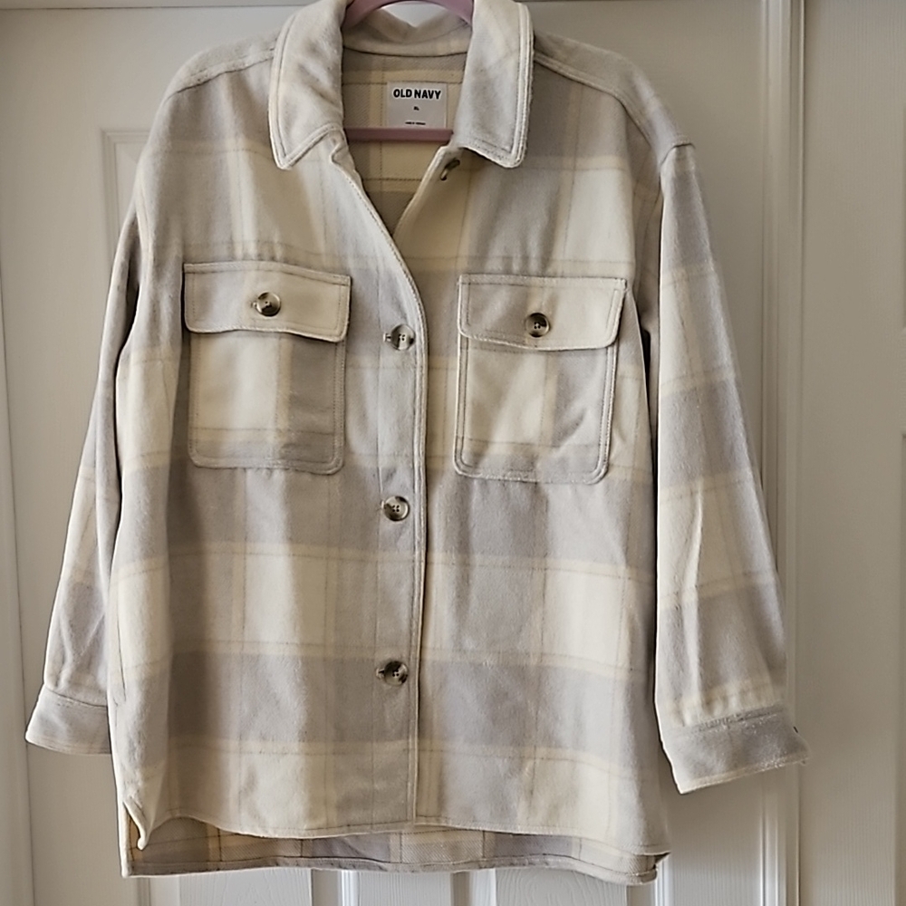 Old Navy Women's Plaid Shacket - Cream
